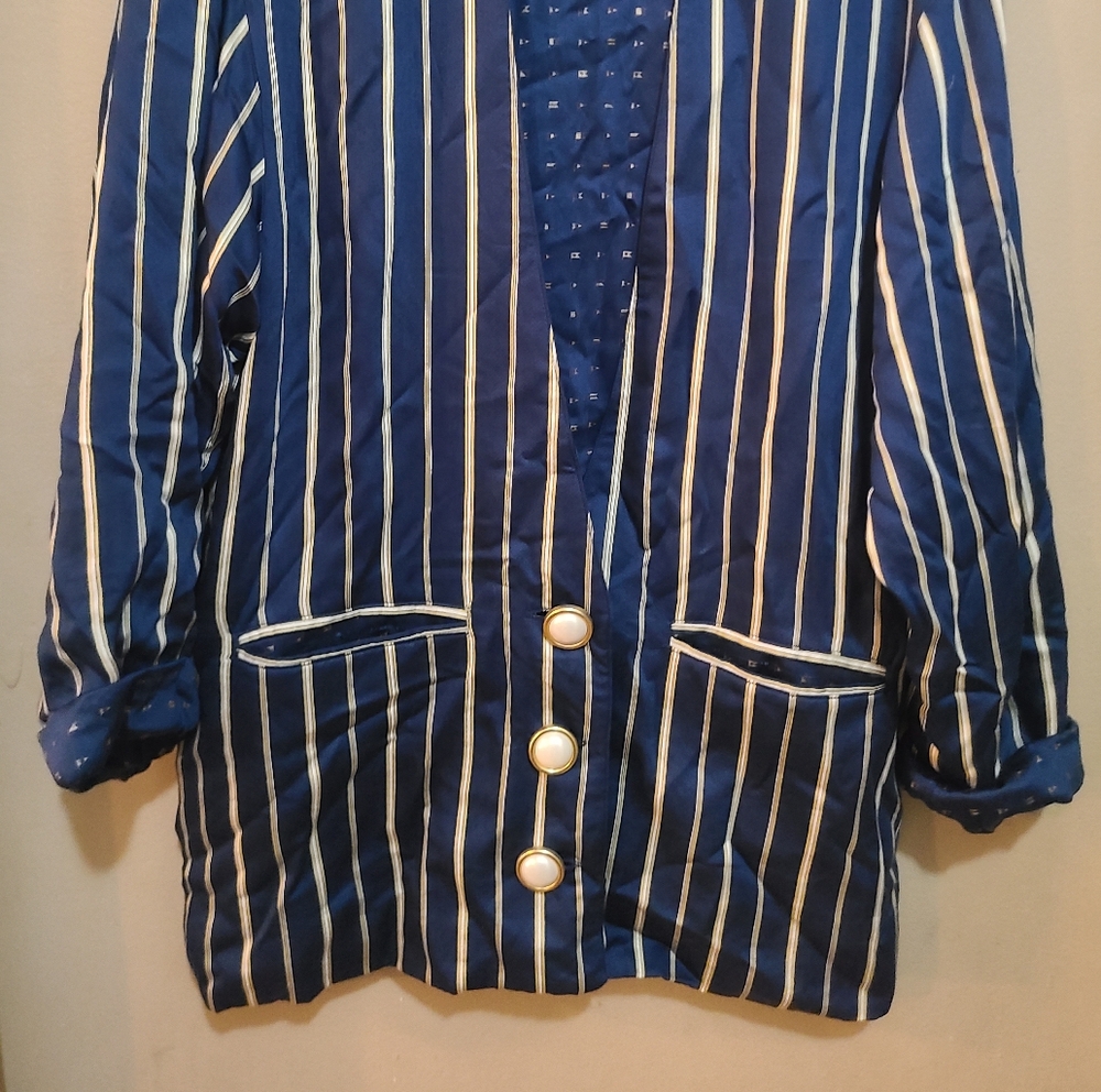 Business  Blazer - Picture 2 of 2
